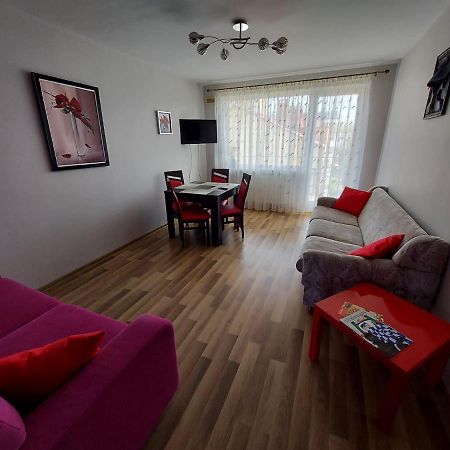 Samodzielny Apartament 2Pokojowy Apartment Kołobrzeg Exterior foto